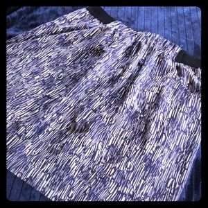 Designer Simply Vera, Vera Wang Navy White Stretch‎ Skirt L